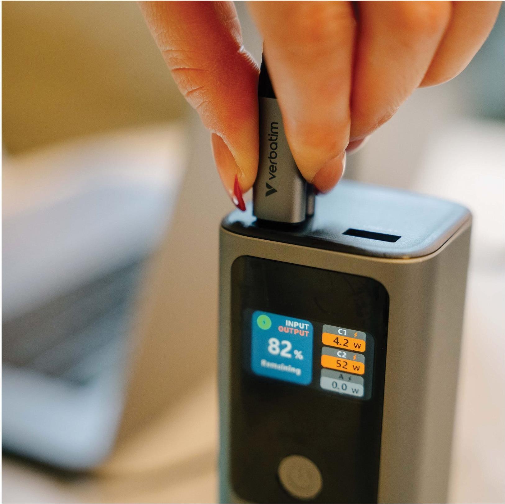 Verbatim Charge ´n´ Go Powerbank 27000mAh 183W Grau (32269)