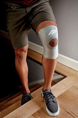 FUTURO™ Kniebandage 46163 Größe S 30,5–36,8 cm Grau