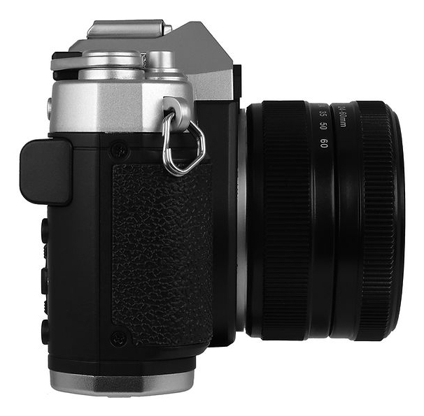 Yashica FX-D 300 Kompaktkamera 50 MP CMOS 4K Ultra HD 2,8" Display Schwarz