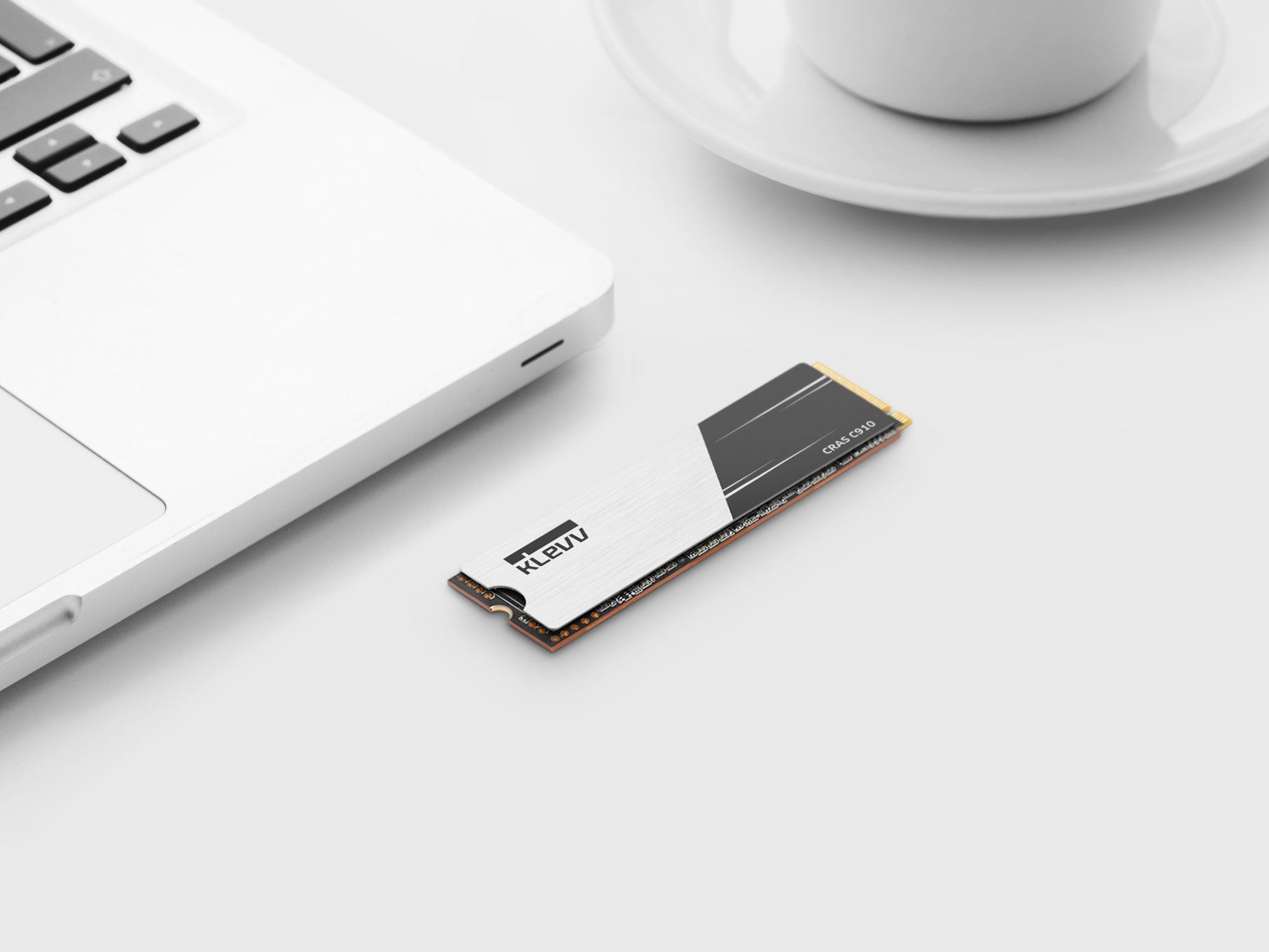 Klevv CRAS C910 4 TB SSD M.2 2280 PCIe Gen4 NVMe