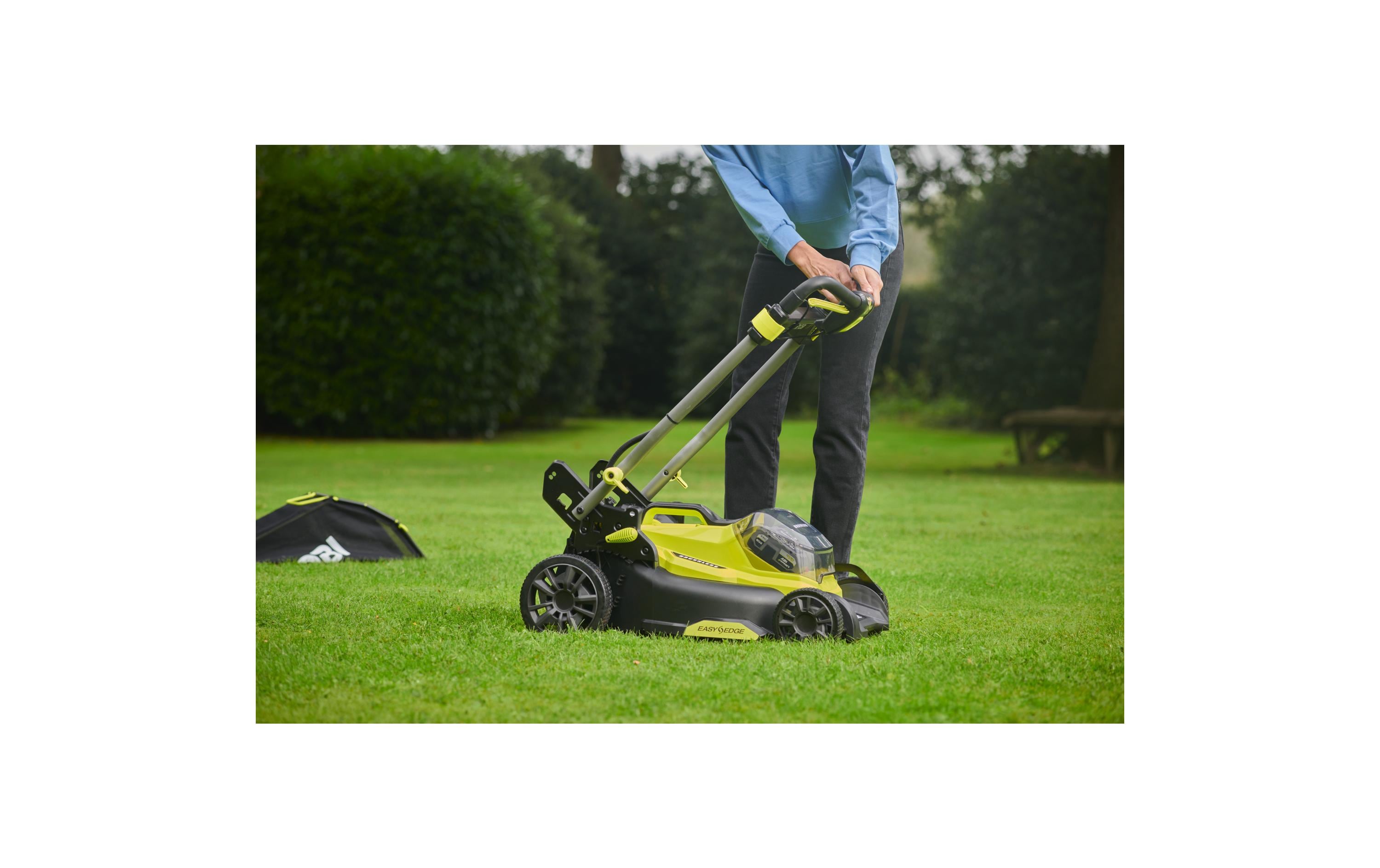 Ryobi RY18LMX40C-150 Akku-Rasenmäher 18 V 40 cm 5 Ah Li-Ion inkl. Akku & Ladegerät