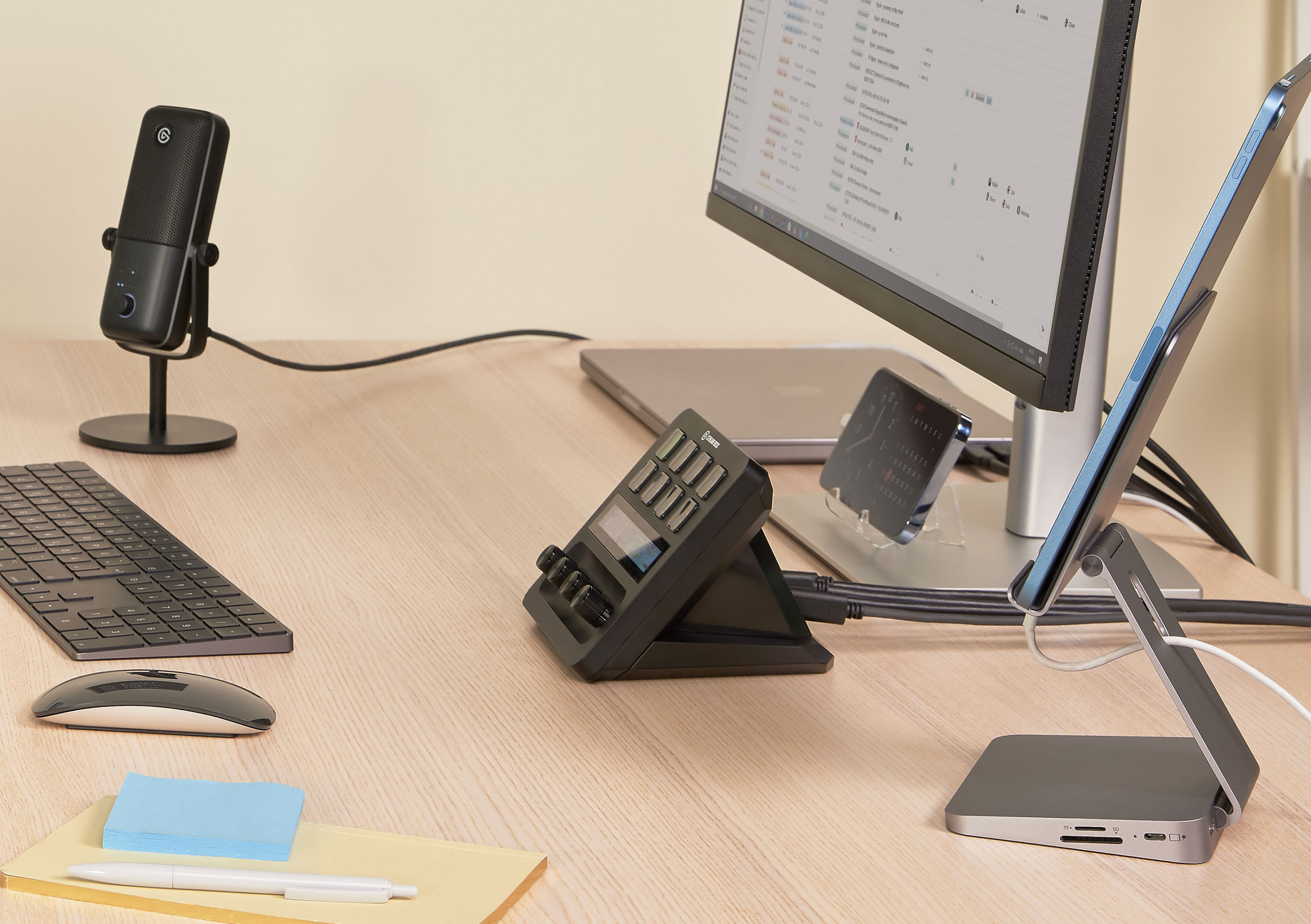 Elgato USB-C Hub 2x USB-A 3.1 Gen 1 + 2x USB-C 3.1 Gen 1 Schwarz