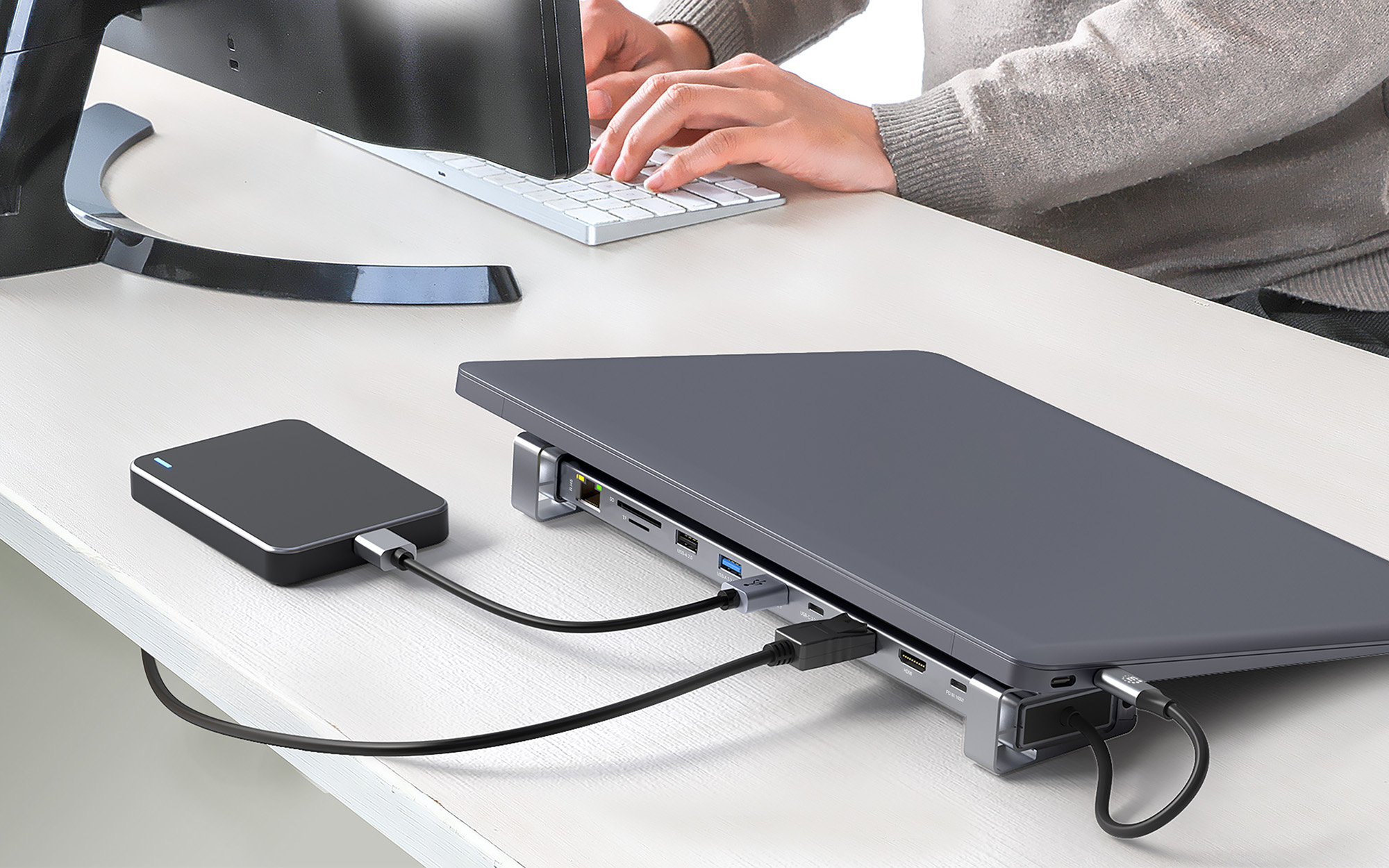Manhattan 10-in-1 Dockingstation USB-C 3.2 Gen 1 2xHDMI 1GbE Silber
