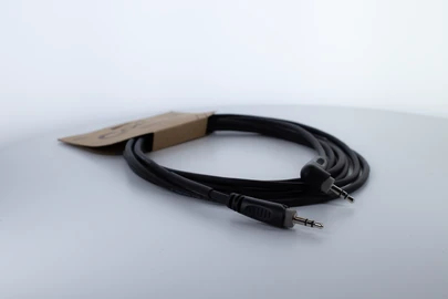 Cordial 14833 Klinken-Audiokabel 3,5 mm Klinke gerade/abgewinkelt 3 m Schwarz