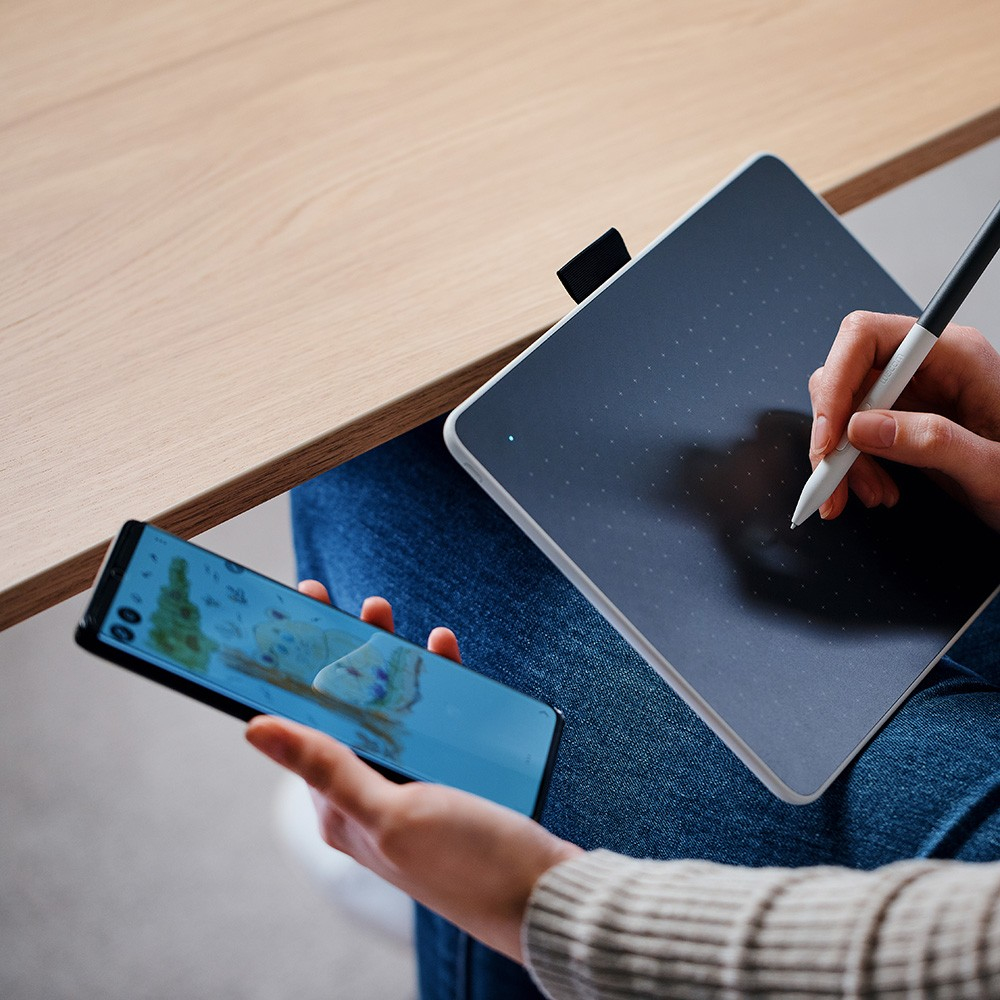 Wacom One Pen Tablet Small Grafiktablett Grau, Weiß