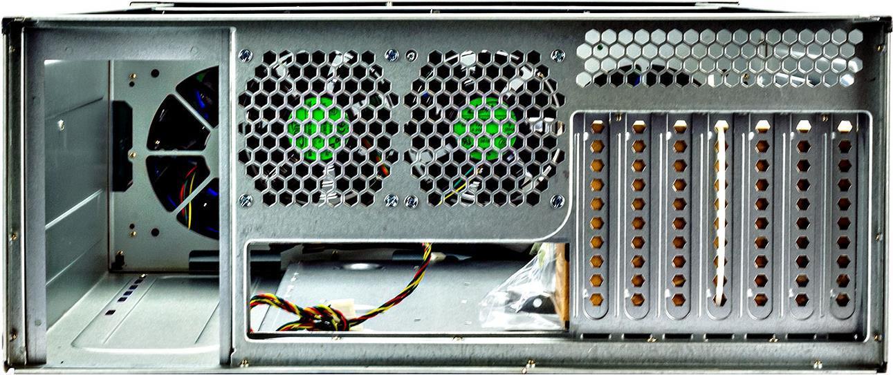 Fantec SRC-4240X07-12G 4U Festplattengehäuse 24x SAS/SATA Hot-Swap USB 2.0 Schwarz, Silber
