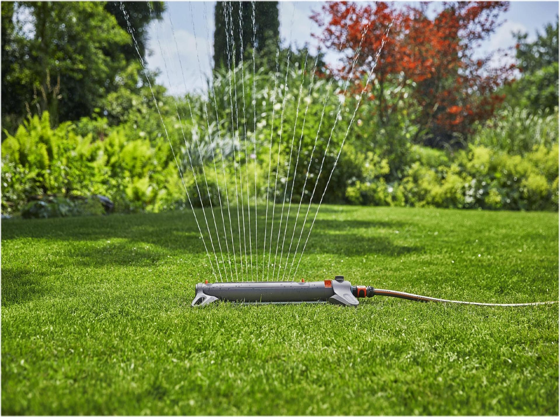 Gardena AquaZoom M Viereckregner 250 m² Schwarz