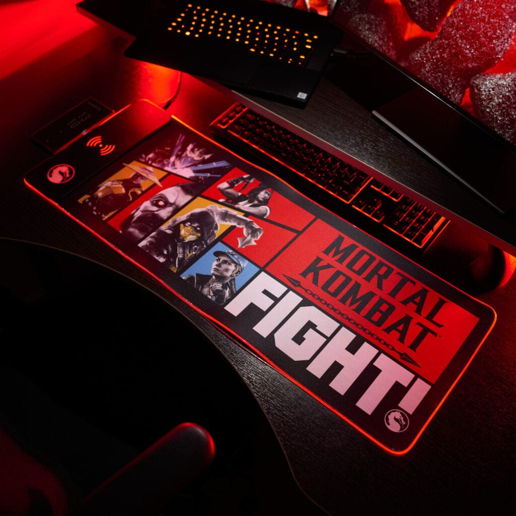 Numskull Mortal Kombat Gaming-Mauspad mit Wireless Charge 80x30 cm LED-Beleuchtung, Schwarz/Rot