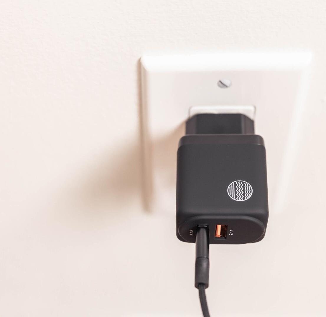 OUR PURE PLANET OPP143 USB-Wandladegerät 2x USB-A 4,8A EU 24W Schwarz