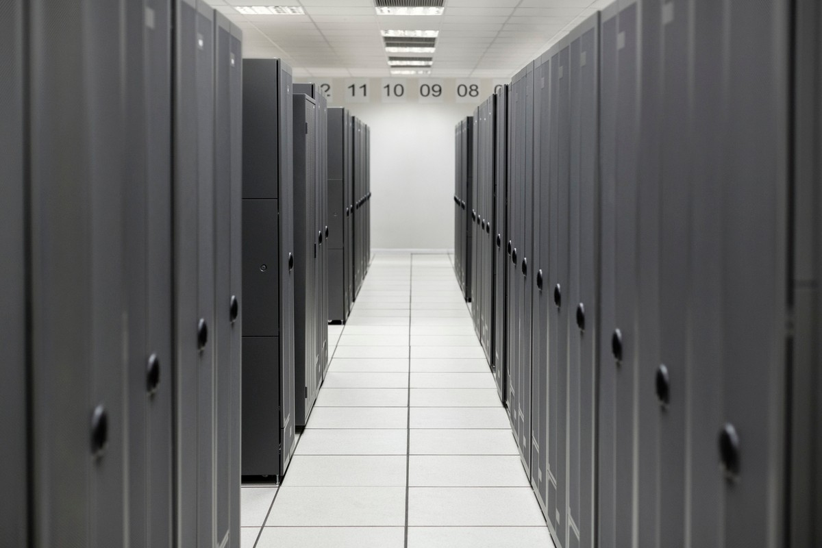 HPE 867809-B21 Blendensatz für Systemgehäuse 2U Silber