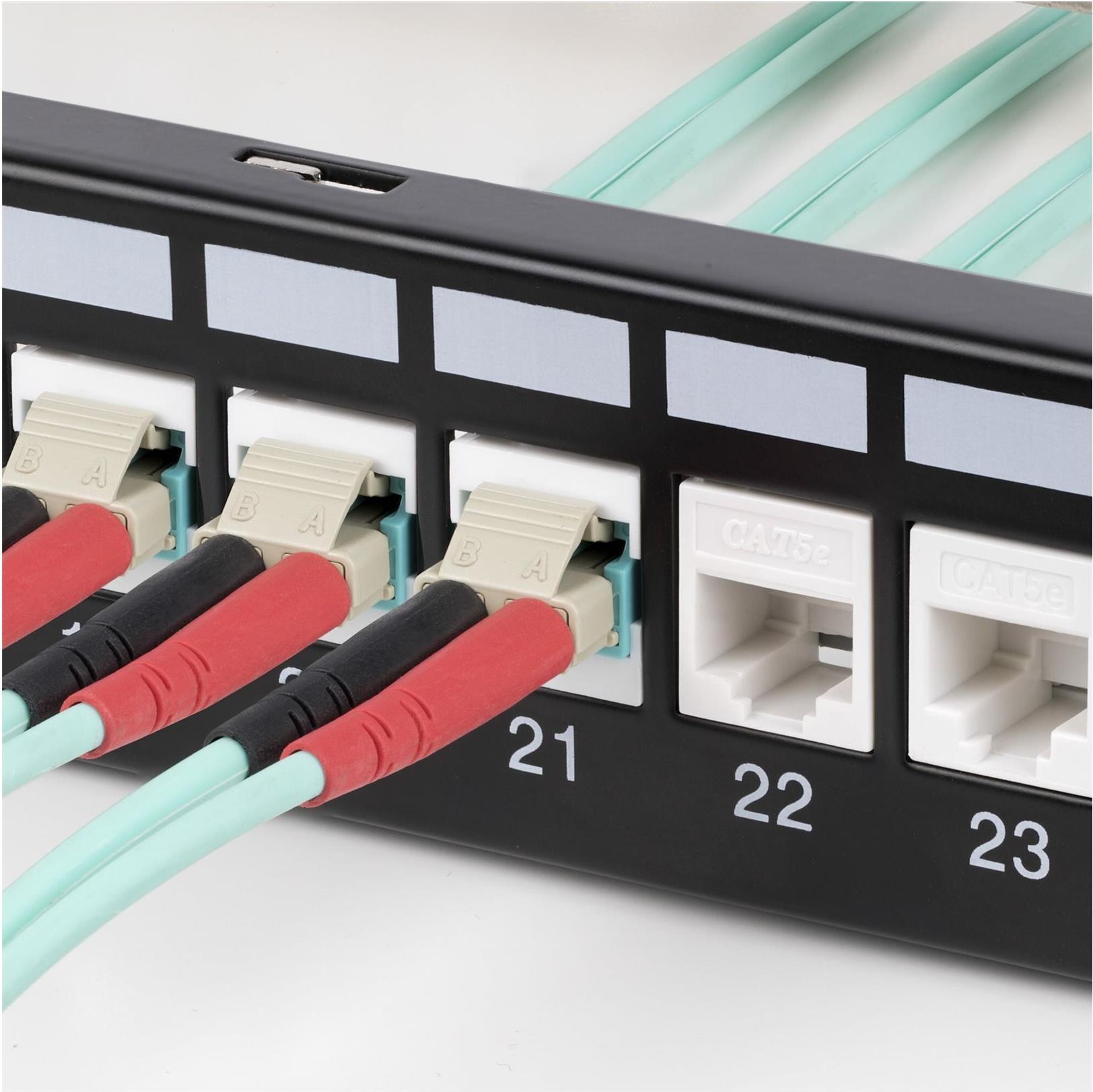 StarTech.com DMFKSLCLCCOUPLER LC to LC Duplex Netzwerkkoppler Weiß
