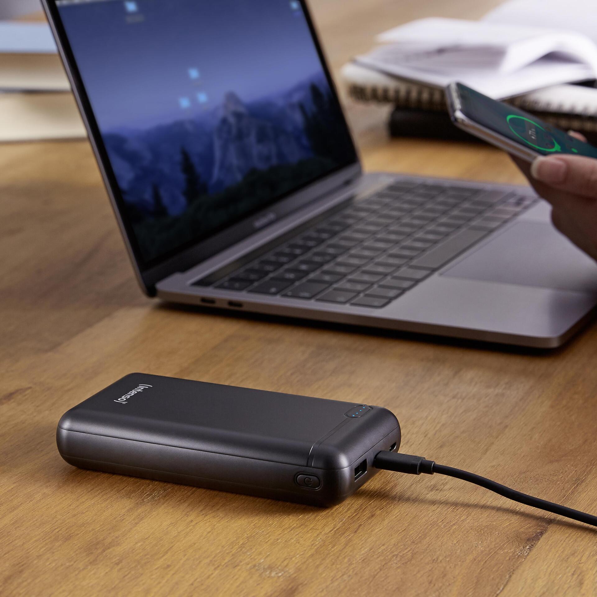 Intenso XS20000 Powerbank 20000 mAh Schwarz