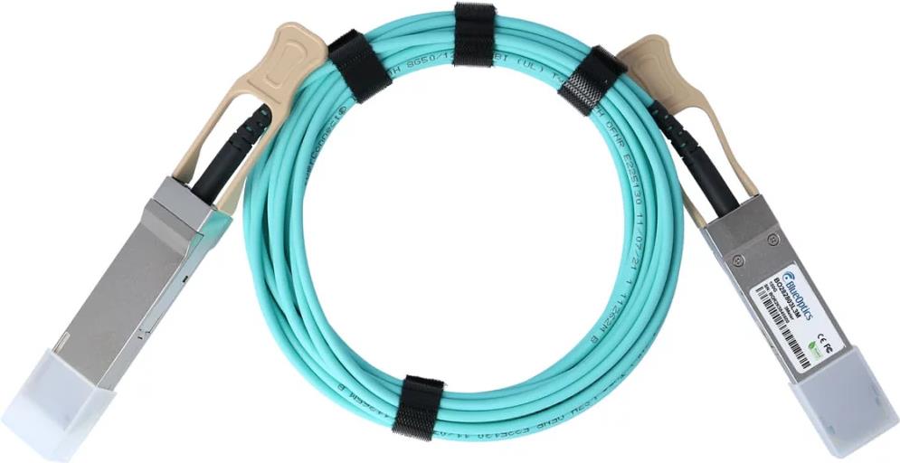 BlueOptics© Aktives Optisches Kabel, 4 Kanal QSFP28, 100GBASE-SR4, EDR Infiniband, 1 Meter, Multimode 50/125µ, OM3, Markenfaser, aqua, rund 3.0mm Tube (BO282803L1M)