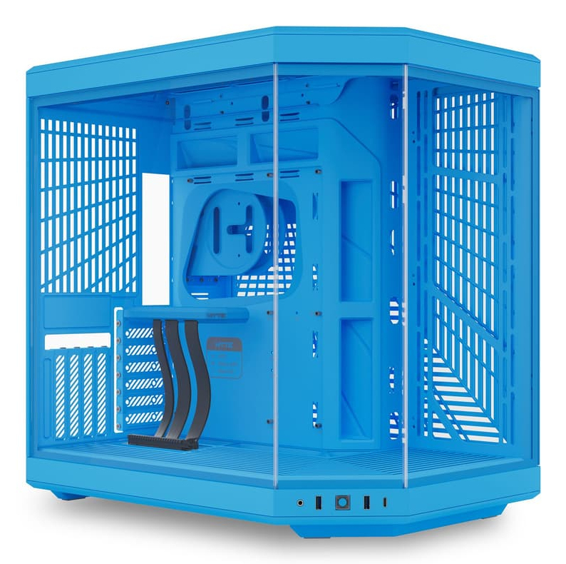 HYTE Y70 Midi Tower Blueberry Milk