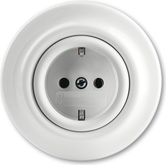 Busch Jaeger 2011-0-6139 Steckdose CEE 7/3 Weiß (2011-0-6139)