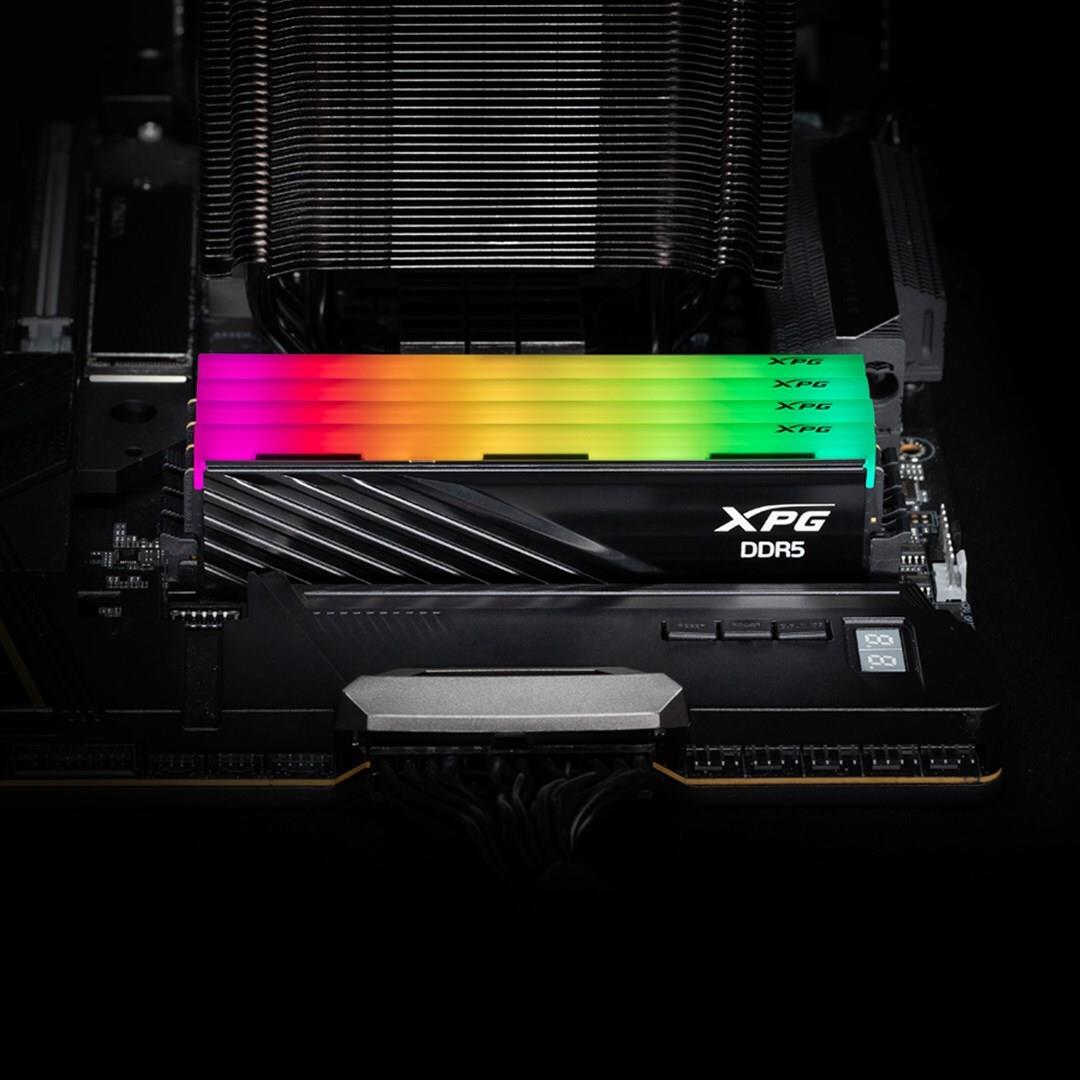 XPG LANCER BLADE RGB DDR5 6400 MHz CL32 32 GB (2x16 GB) Schwarz
