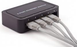 shiverpeaks Netzwerk-Switch, 5-fach, 100M, schwarz Anschlüsse Eingang/Ausgang: 5x RJ45, 5 Ports, - 1 Stück (BS08-01110)