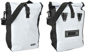 FISCHER Fahrrad-Gepäckträgertasche Kurier, weiß/schwarz aus strapazierfähiger, wasserundurchlässiger Tarpaulin
