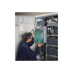 APC Schneider Electric Critical Power & Cooling Services Advantage Ultra Service Plan - Serviceerweiterung - Arbeitszeit und Ersatzteile (für USV 20-30 kW) - 1 Jahr - Vor-Ort - Geschäftszeiten - Reaktionszeit: am nächsten Arbeitstag - für P/N: G55TUPSM30HB15S, G55TUPSM30HINS, G55TUPSM30HS, G55TUPSU20HINS, G55TUPSU30HINS (WADVULTRA-G5-51)