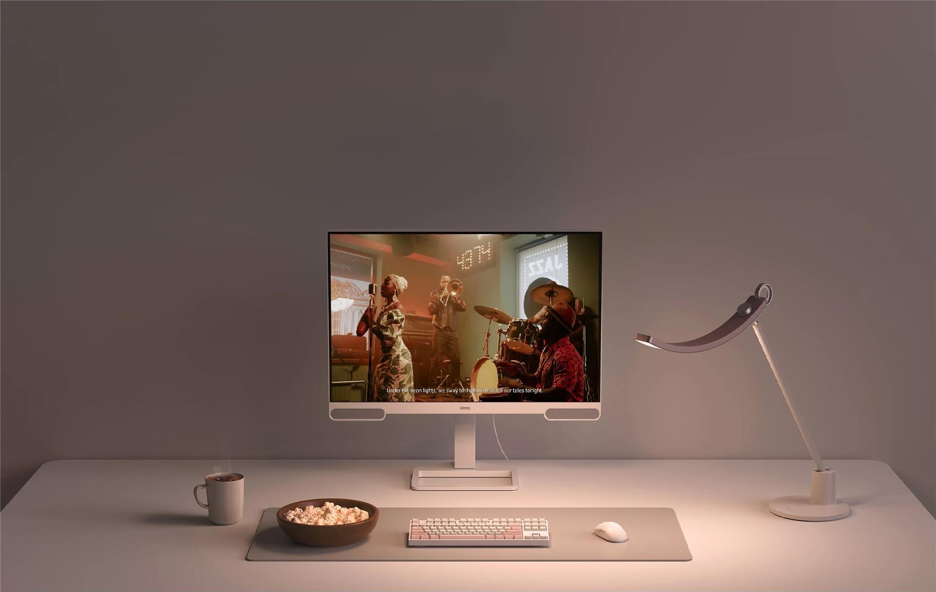 BenQ EW2790U 27" 4K mit 98% P3, exklusivem AI Contrast, integrierten 2.1-Kanal-Lautsprechern mit Tieftöner, 1 USB-Typ-C-Anschluss, 3 HDMI-Anschlüssen, ergonomischem Design und Eye-Care-Technologie [Energieklasse F] (9H.LN3LJ.LBE)