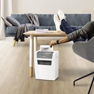 Leitz IQ Home P4 Aktenvernichter Partikelschnitt P-4 6 Blätter 15 l Weiß