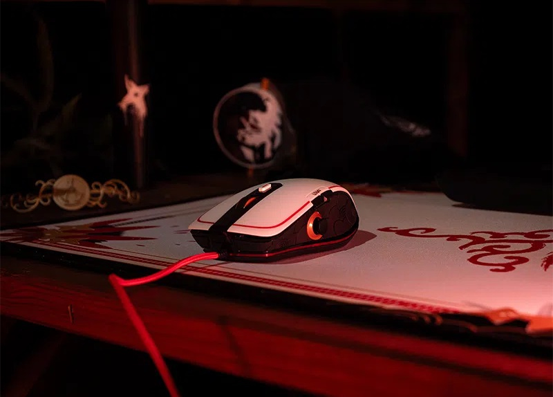 Lexip Assassin's Creed Shadows Gaming-Maus 12000 DPI Optisch Kabelgebunden Schwarz, Gold, Rot, Weiß