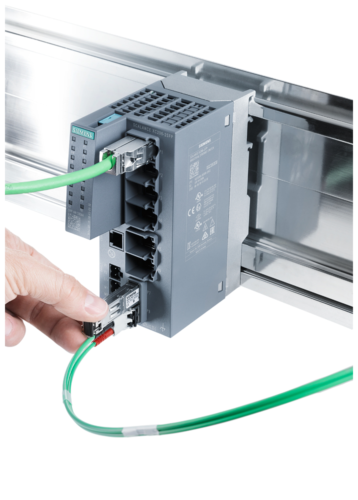 Siemens SCALANCE XC206-2 Managed Switch 6 Ports RJ-45