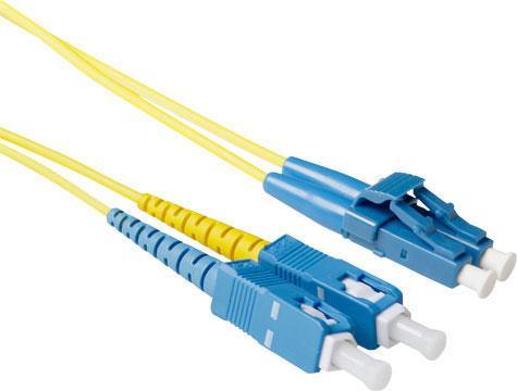 ACT 3 meter LSZH Singlemode 9/125 OS2 short boot fiber patch cable duplex with LC and SC connectors. Lc-sc 9/125 short dup 3.00m (RL1803)