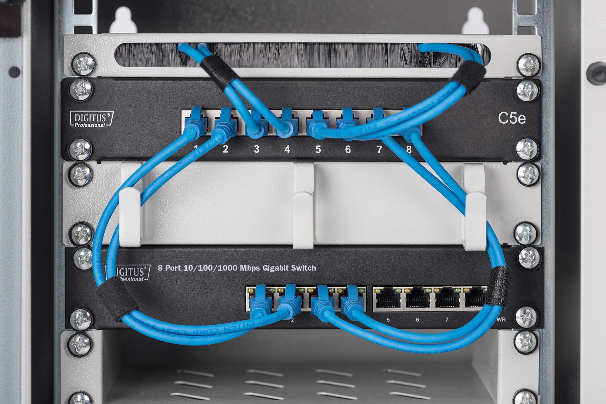 Digitus Professional DN-80114 Gigabit Ethernet Switch 8-Port Unmanaged Grau