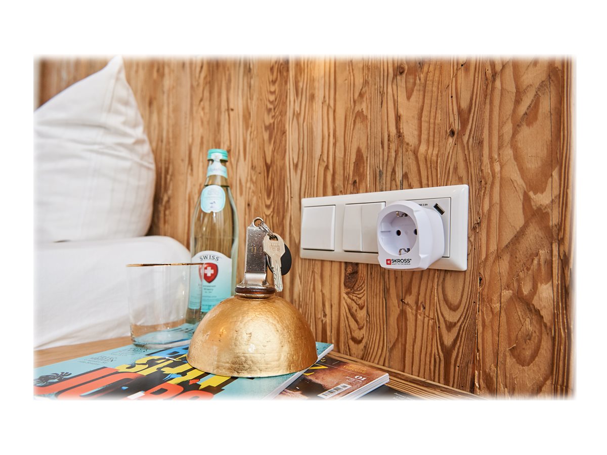 SKROSS Country Travel Adapter Europe to UK weiß