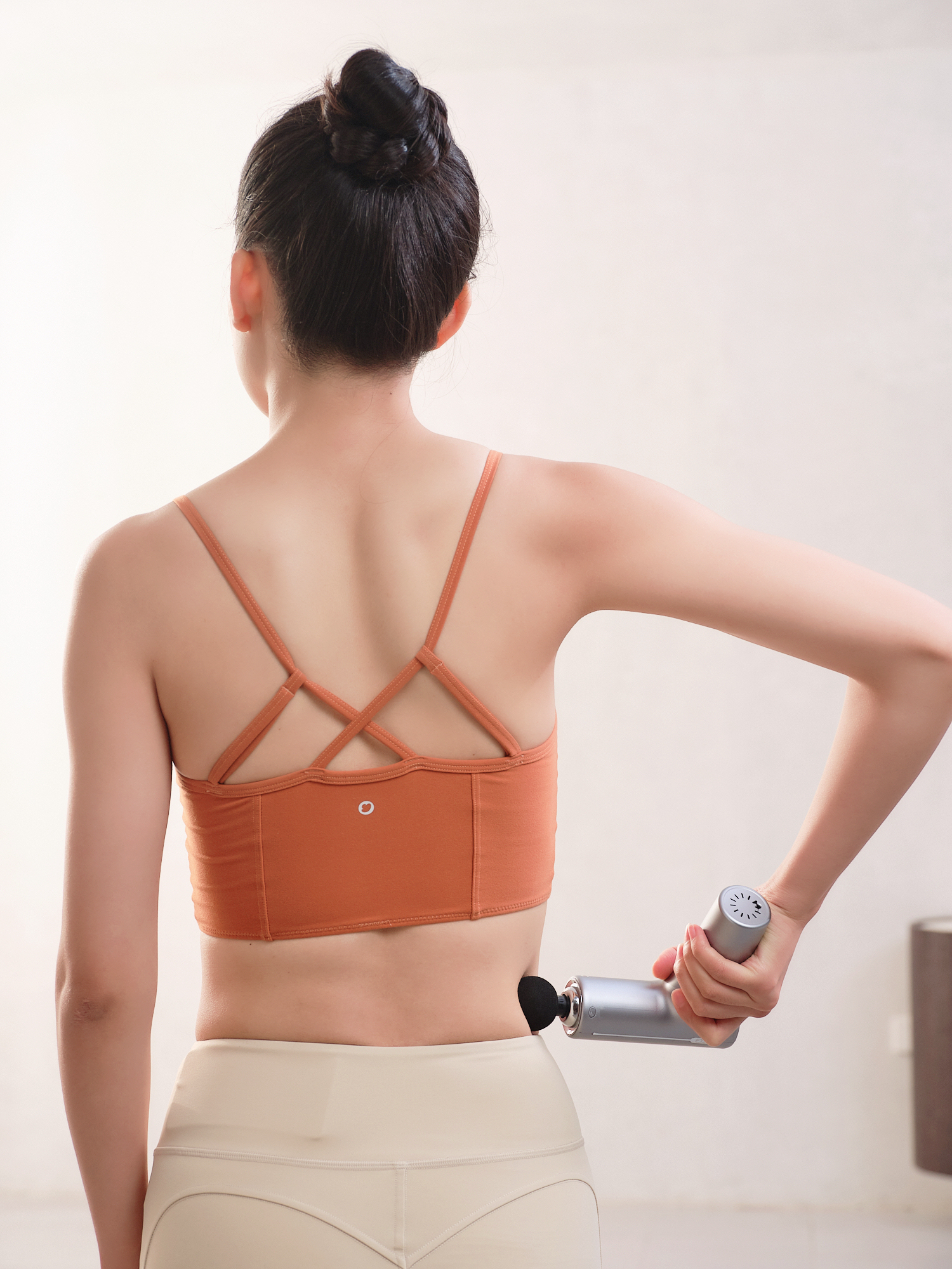 SKG F1 Pro Massagepistole Grau