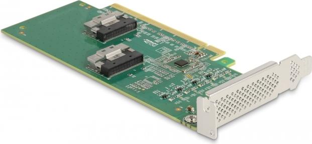 Delock 90077 Speicher-Controller PCIe 4.0 x16 zu 4 x SFF-8639 NVMe Low Profile Silber