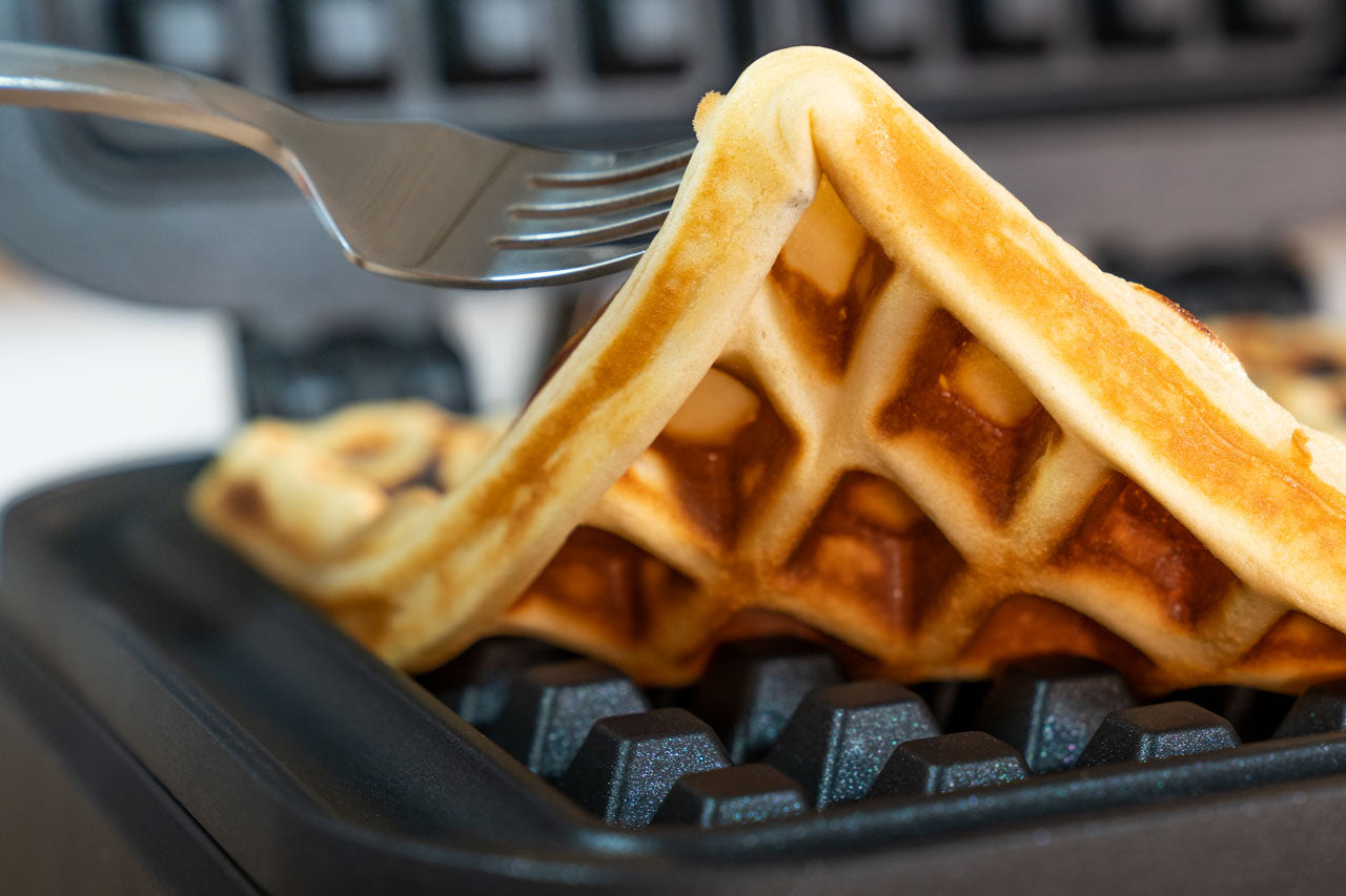 Unold Brüssel 48275 Doppel-Waffeleisen für belgische Waffeln 1500 W Schwarz
