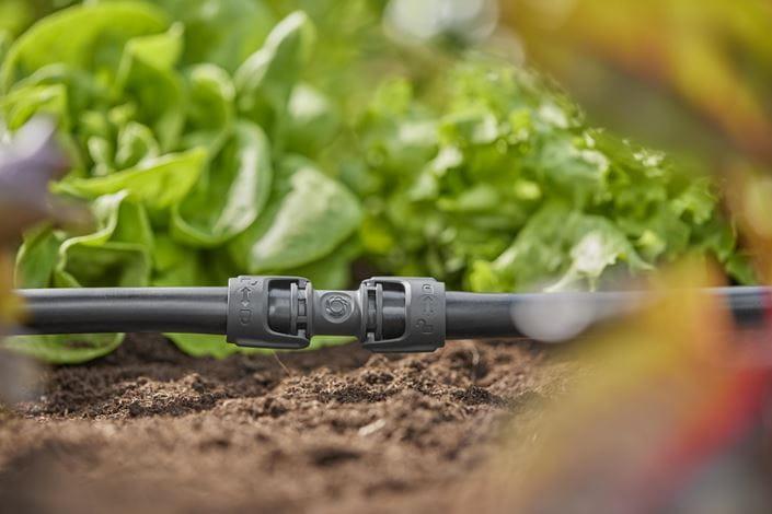 Gardena 13203-20. Produkttyp: Rohrverbindung, Geeignet für: Tropfbewässerungssystem, Material: Kunststoff. Menge pro Packung: 1 Stück(e) (13203-20)