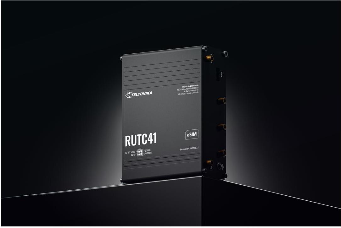 Teltonika RUTC41 4-Port 1 Gbps Wi-Fi 6 Router Schwarz