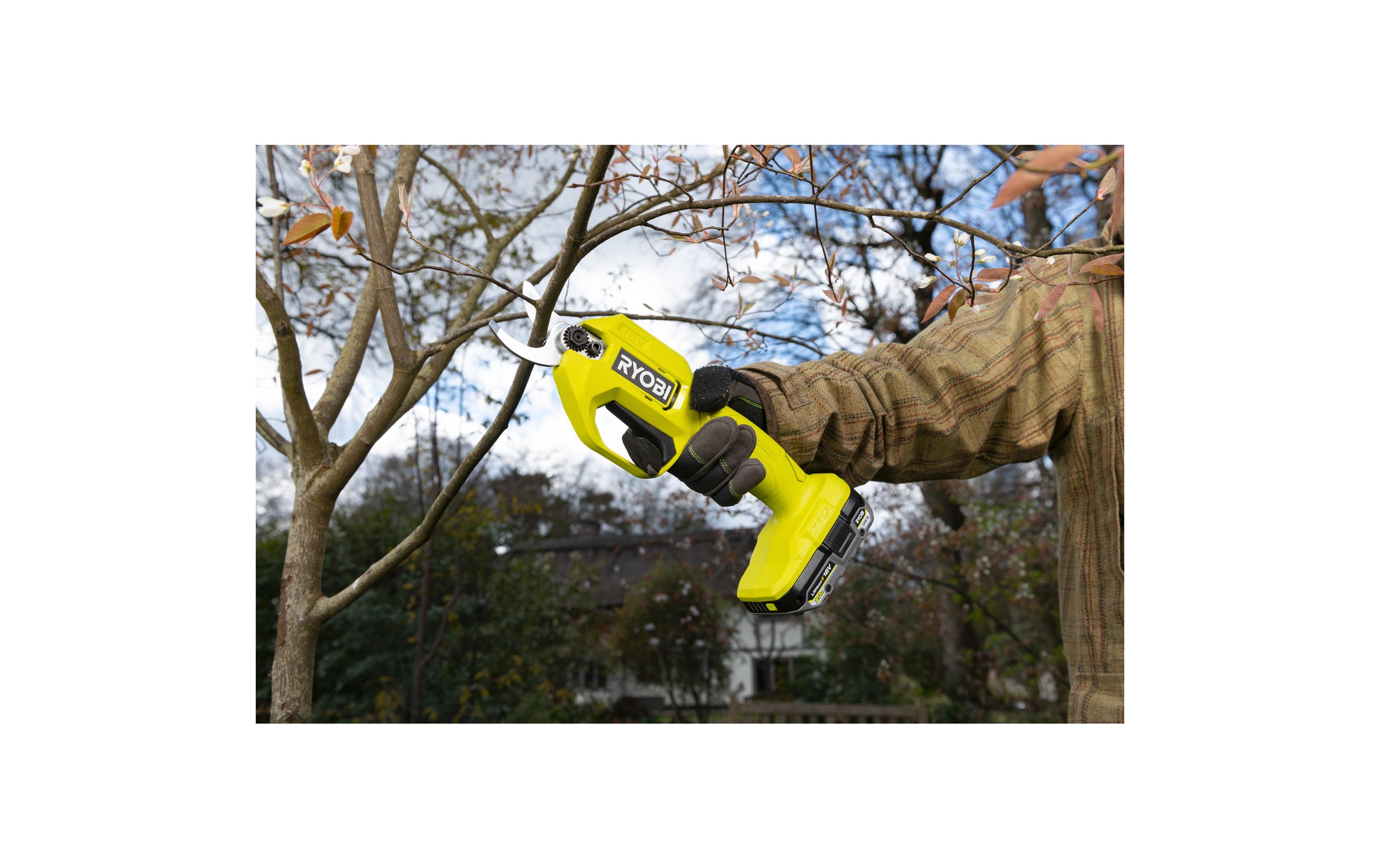 Ryobi ONE+ RY18SCA-0 18 V Akku-Gartenschere ohne Akku und Ladegerät Grün