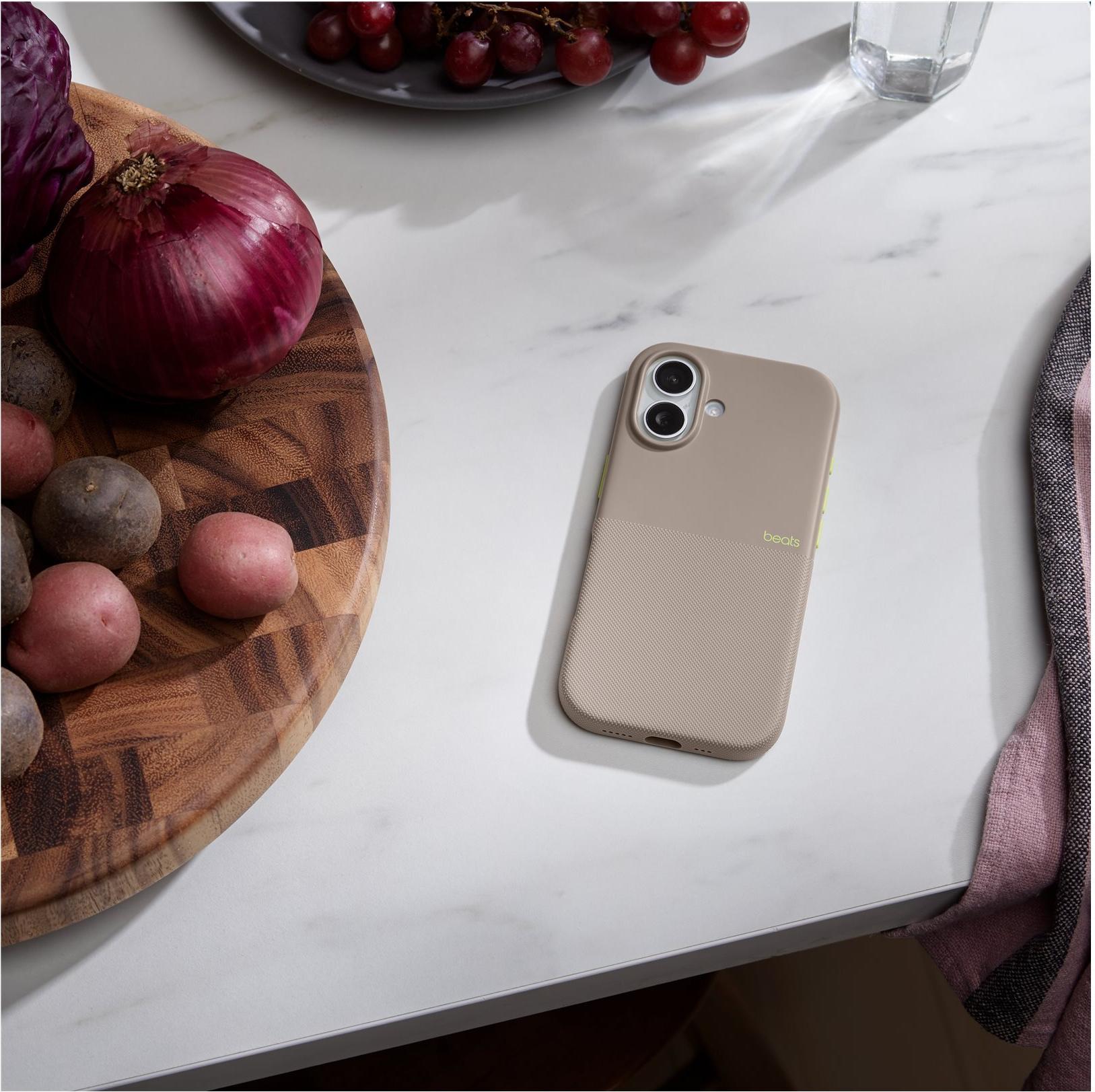 Apple Beats iPhone 17 Rugged Case with MagSafe and Camera Control – Alpine Gray (MGK04LL/A)