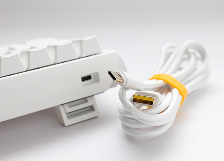 Ducky One 3 Mini Mechanische Gaming-Tastatur RGB MX-Red Pure White