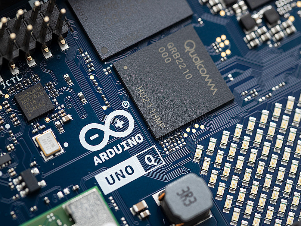 Arduino Uno Q Entwicklerboard 2 GB RAM 16 GB eMMC