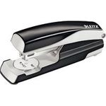 LEITZ Heftgerät Nexxt 5502, Heftleistung: 30 Blatt, schwarz Einlegetiefe: 65 mm, für Heftklammern 24-6 oder 26-6 (5502-00-95)