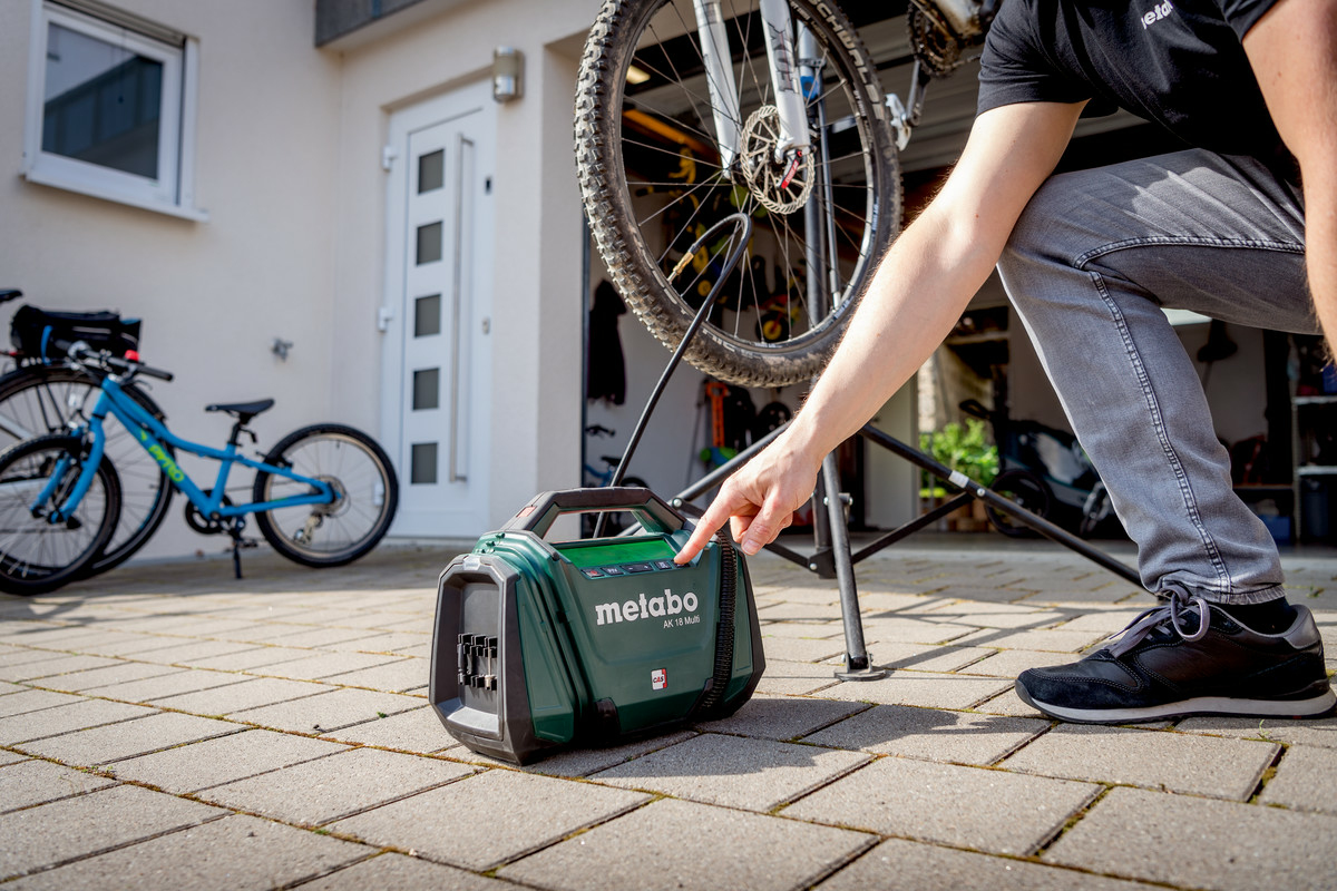 Metabo AK 18 Multi Akku-Kompressor 18 V 16 l/min 11 bar Schwarz, Grün