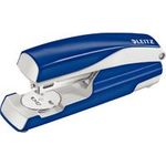 LEITZ Heftgerät Nexxt 5502, Heftleistung: 30 Blatt, blau Einlegetiefe: 65 mm, für Heftklammern 24-6 oder 26-6 (5502-00-35)