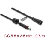 Delock DC Verlängerungskabel 5,5 x 2,5 mm Stecker zu Buchse mit Schraubverschluss M12 x 1,75 mm Gewinde wasserfest 18 AWG, 0,5 m schwarz (67385)