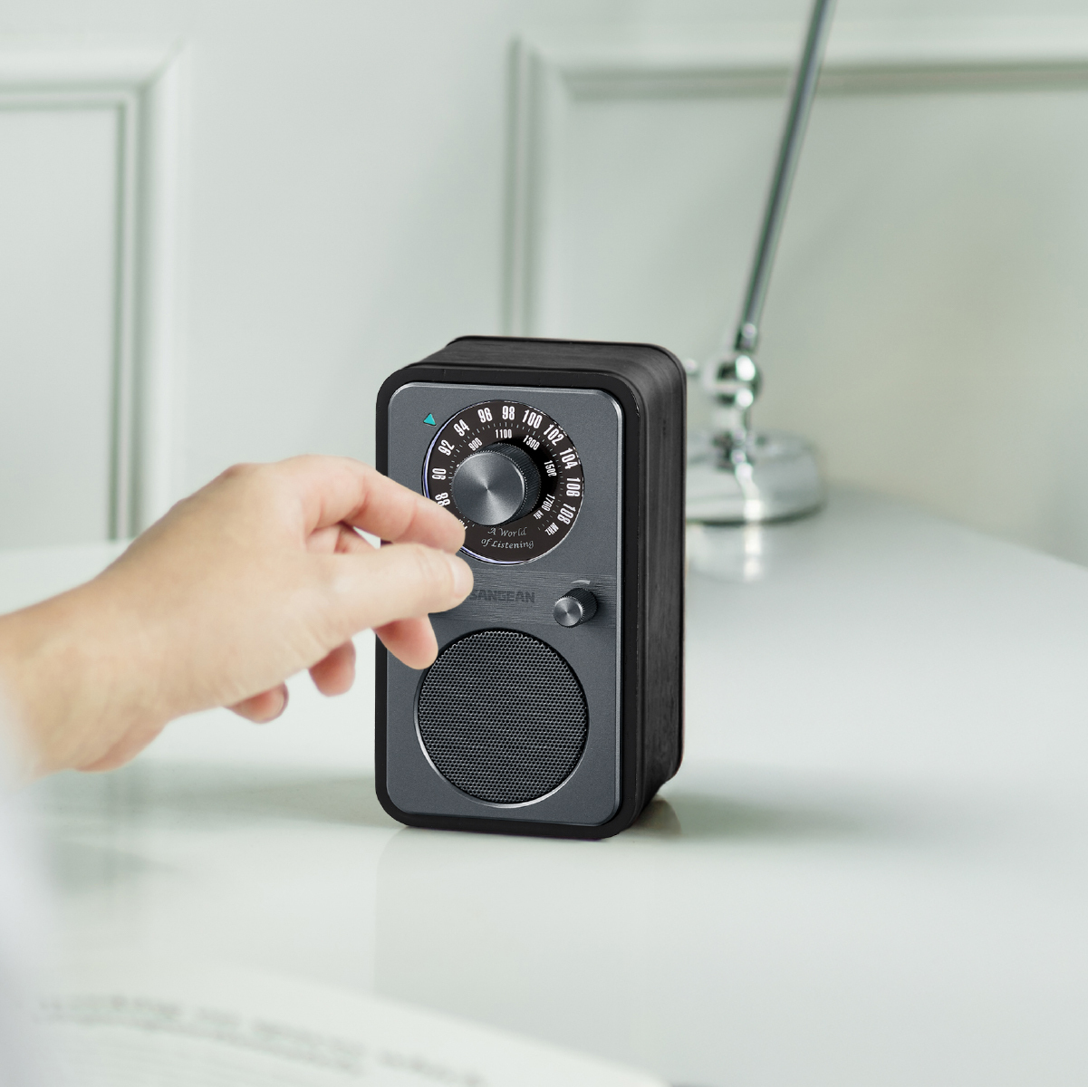 Sangean WR-9 Tragbares FM/AM-Radio Echtholz Bluetooth 8W Midnight Oak