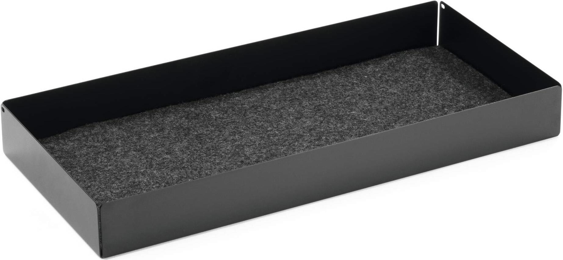 Durable Untertisch-Schublade Schwarz - Schublade zur Verwendung mit dem Monitorständer EFFECT. Clean Desk: die Schublade bietet ausreichend Stauraum für Utensilien oder Ladekabel. Sicher verstaut: mit geräuschhemmender Filzeinlage in der Schublade. Umweltfreundlich und ressourcenschonend: Die Führungsschienen werden ohne zusätzlichen Materialverbrauch direkt aus dem Boden der Schubladenbox gewonnen. <ul><li> Verwendung für Produkt: DURABLE Monitorständer EFFECT 508158 </li><li> Maße: 46,8 x 5,3 x 22,1 cm (B x H x T) </li><li> Tragfähigkeit der Schublade: 5 kg </li><li> Farbe: schwarz</li></ul>  (508201)
