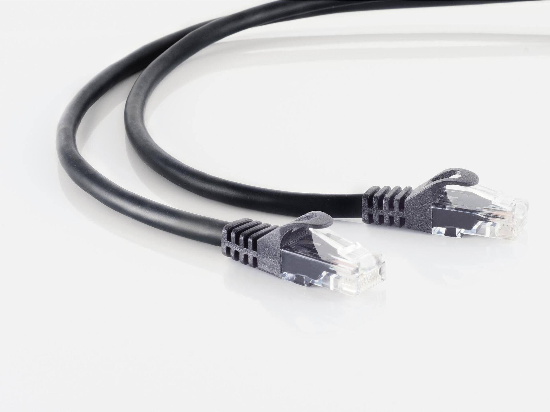 S/CONN maximum connectivity Netzwerkkabel-RJ45 Patchkabel U/UTP mitCat.7 Rohkabel schwarz 10m (08-35075)