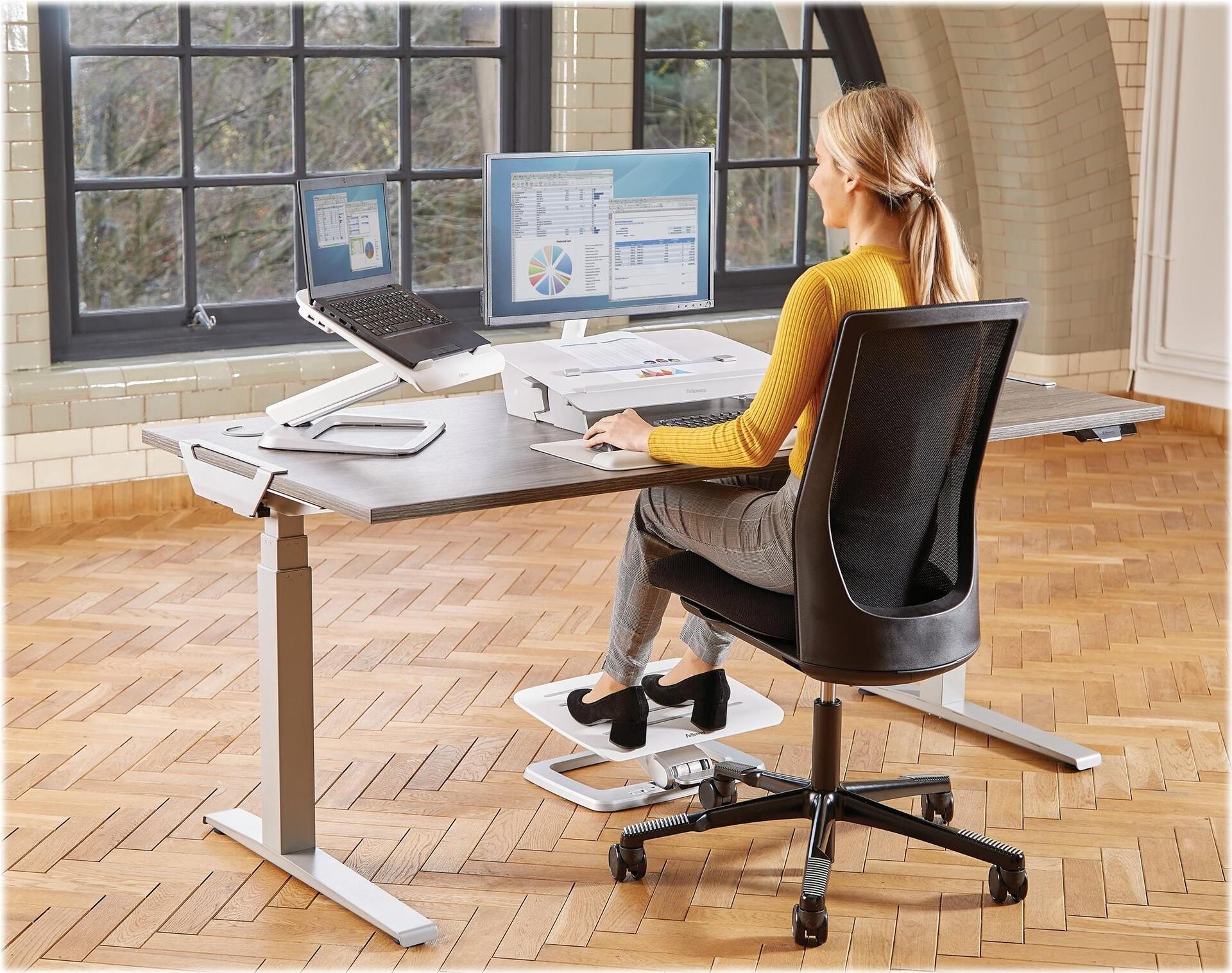 Fellowes Hana Series Notebook-Ständer mit Gasfederarm für Notebooks bis 17", Weiß