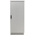 EFB-Elektronik 48,30cm (19") Netzwerkschrank 42HE 800x800, IP55, mit vormontiertem Sockel, RAL7035 Hersteller: EFB Elektronik (691742IP55.GR)