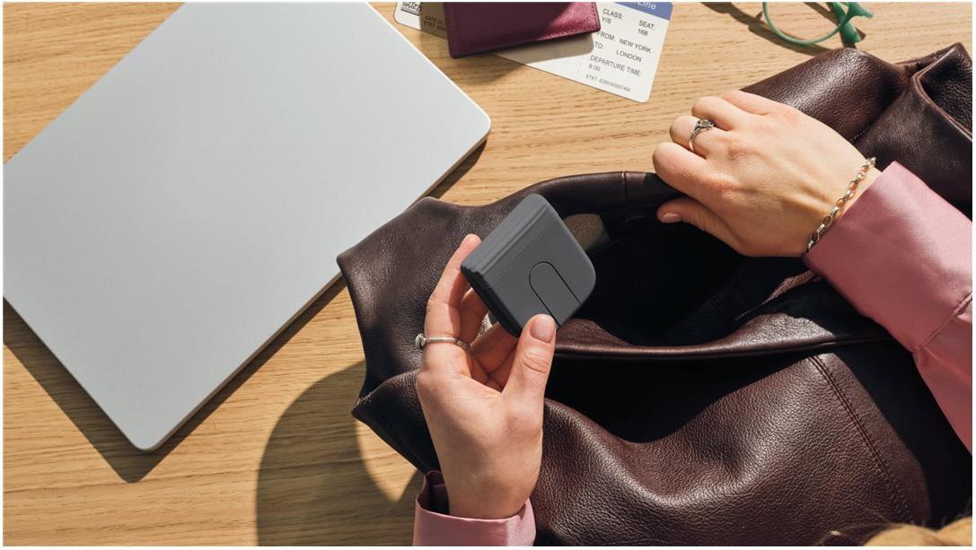 Logitech Mobi Fold Kabellose Bluetooth-Maus faltbar 4 Tasten 4000 DPI USB-C Graphit