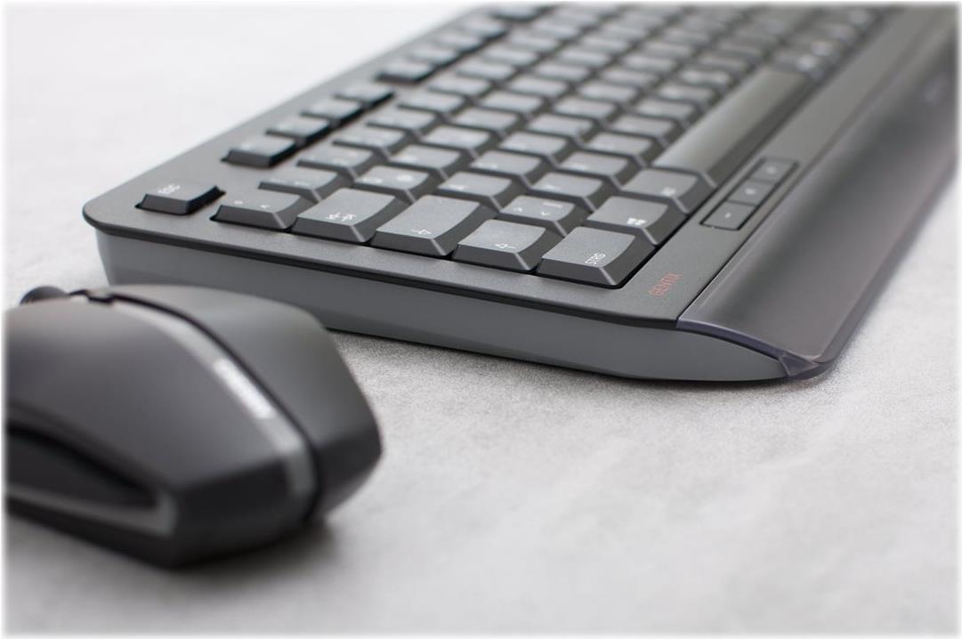 CHERRY GENTIX DESKTOP Kabelloses Tastatur- und Maus-Set QWERTZ Schwarz